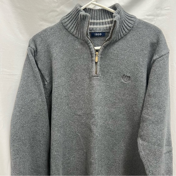 IZOD men’s 1/4 zip thick grey sweater with mock neck. - Picture 1 of 9